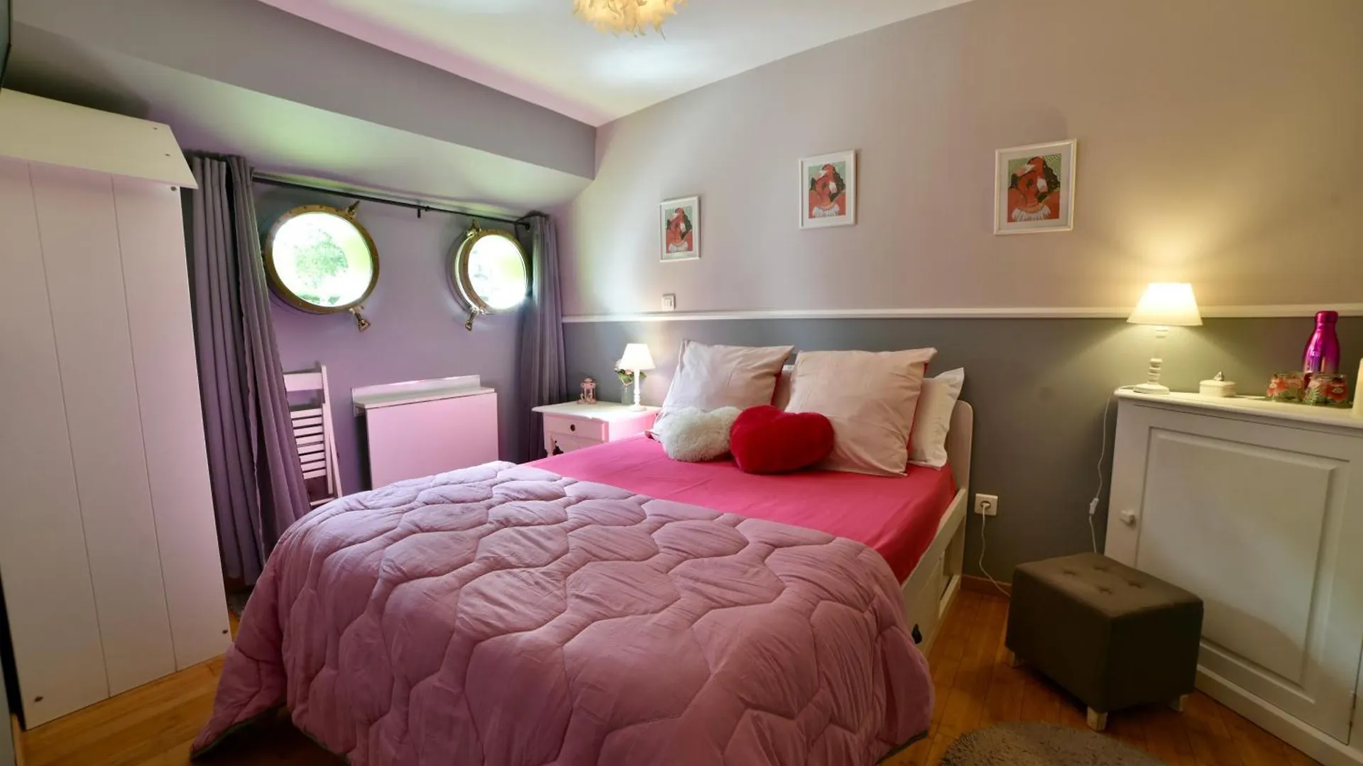 Peniche Amboise Maison D'Hotes Flottante Toulouse Centre 0*,  فرنسا