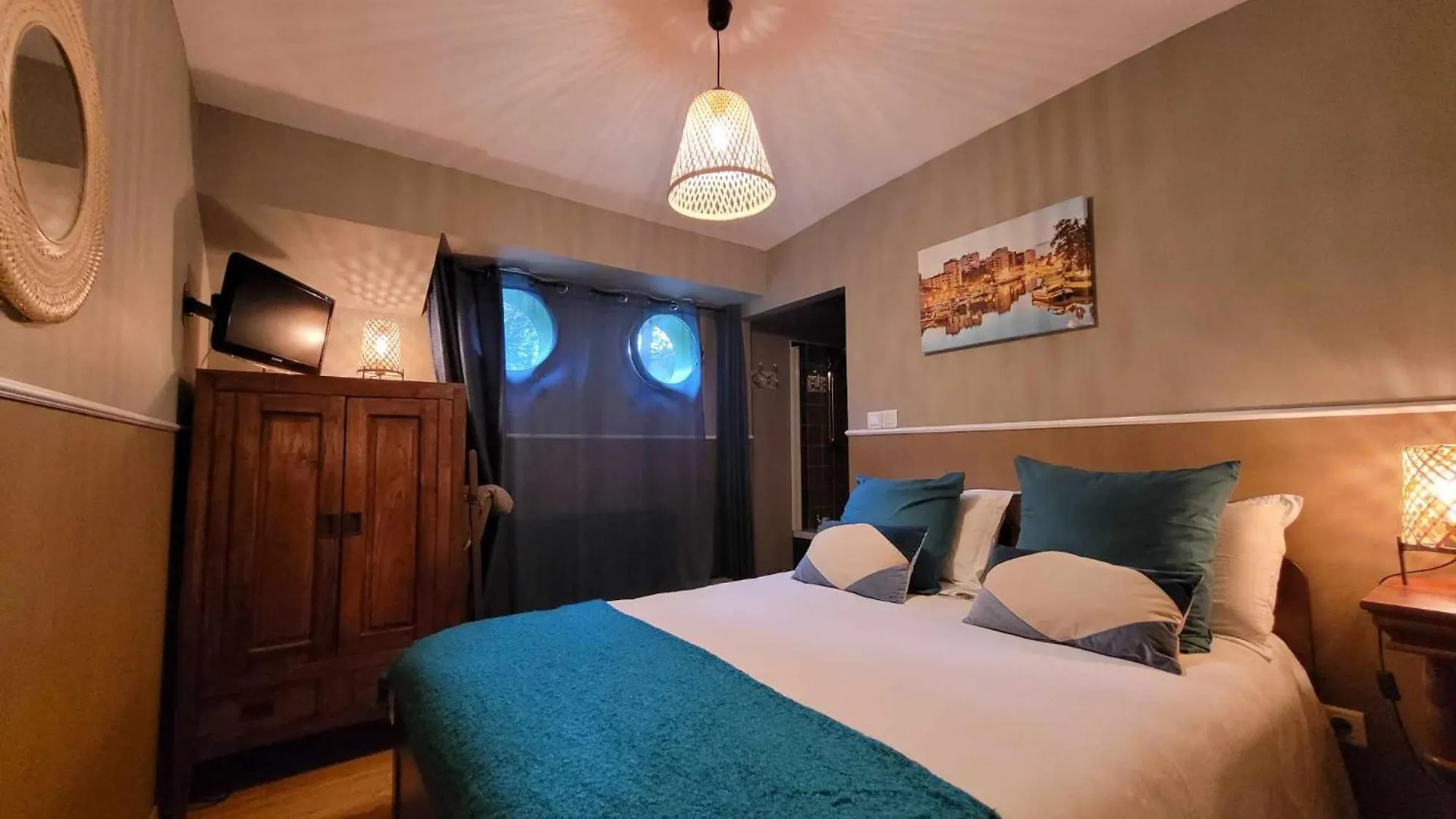 Peniche Amboise Maison D'Hotes Flottante Toulouse Centre بوتيل